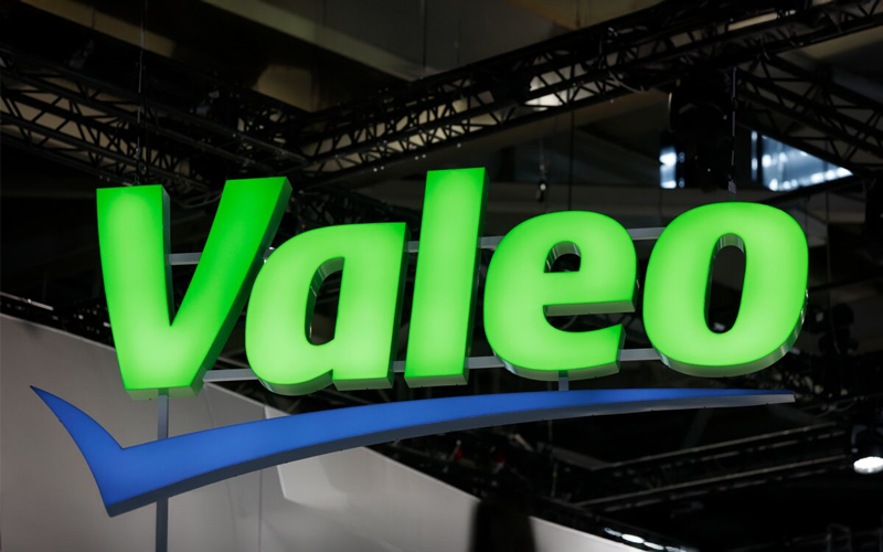 <span class="highlight"> VALEO</span> How a three-day hackathon sparked new GenAI use cases for Valeo, an automotive industry leader