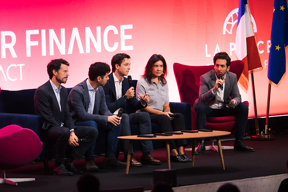 BNP PARIBAS, GISKARD, MISTRAL AI & GOOGLE CLOUD at AI for Finance by Artefact – AI Language Models for businesses across customer support